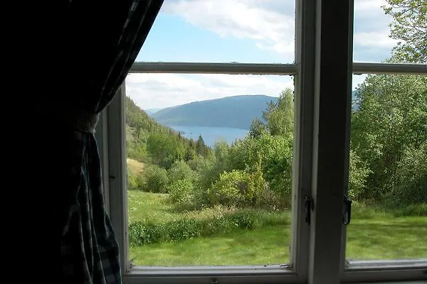 בית נופש Lovely In With Sauna *