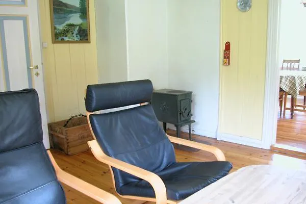 Lovely In With Sauna בית נופש וראדל