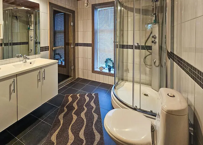 Lovely In With Sauna בית נופש וראדל